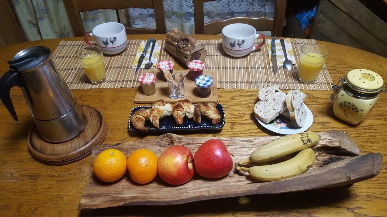 La Verte Salamandre Allanche 外观 照片